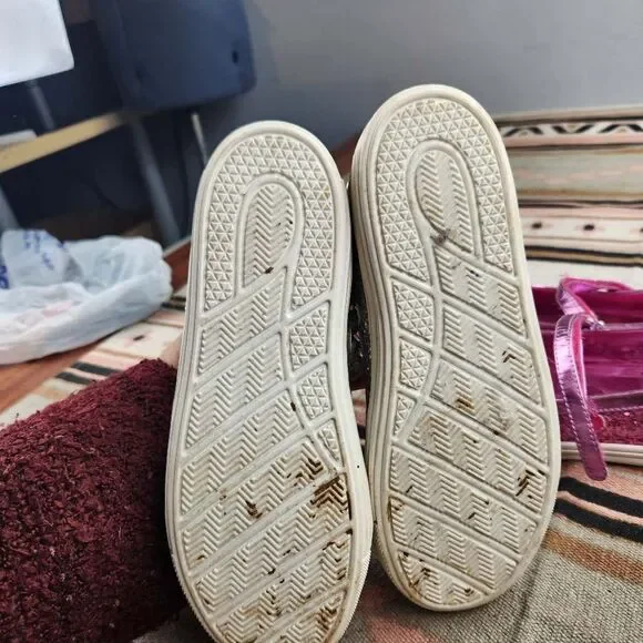 CWD Glitter Mary Janes Girls Size 3 Silver & Hot Pink Velcro Strap Great Conditi - Picture 5 of 6